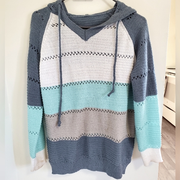 Med Knit Hoodie teal/white/blue/tan - Picture 2 of 5